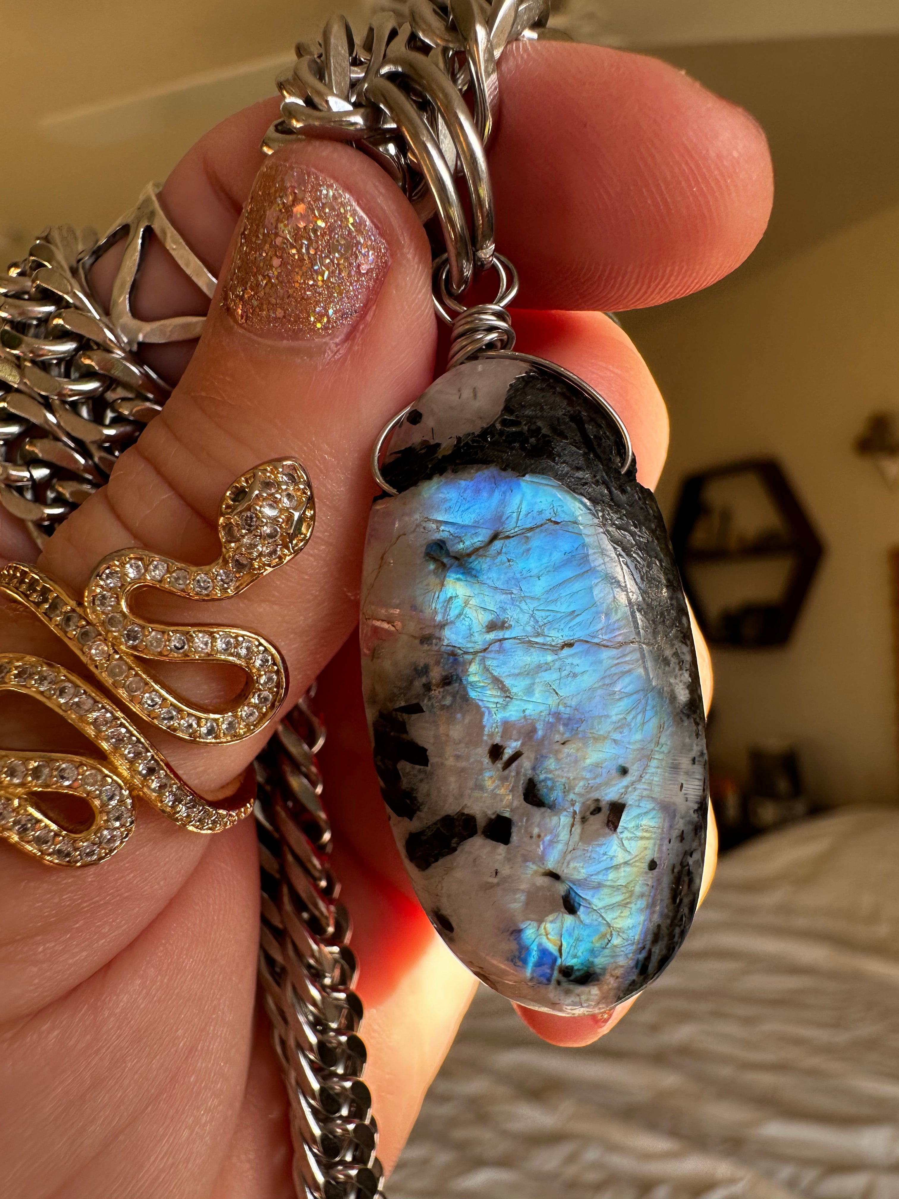 sacred rocker rock necklace (blue) – olivia moray