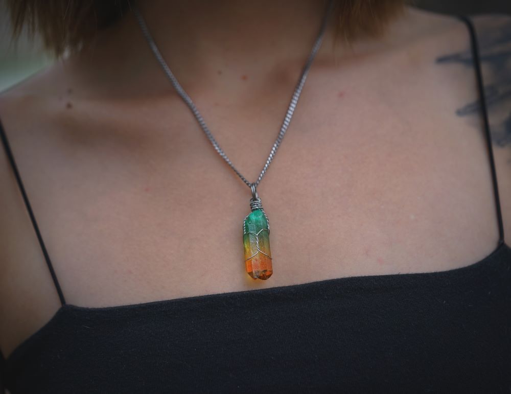 'Happy to Be Here' Mermaid Titanium Quartz Stainless Steel Necklace (3mm Thick)