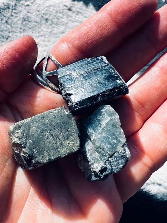 BUNDLE: Black Tourmaline, Raw Labradorite & Pyrite Cube